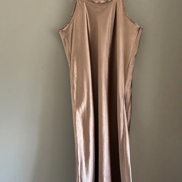 Vintage Silky Earthen Mauve Nightgown - Picture 8 of 11